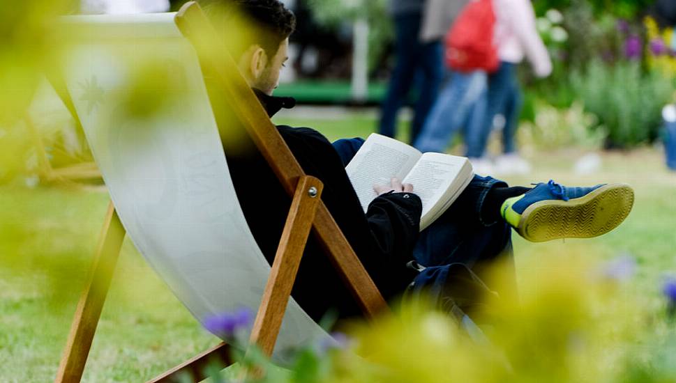 Reading, Doing Yoga And Spending Time With Family ‘May Lower Dementia Risk’