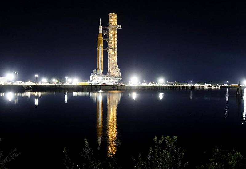 Nasa’s Moon Rocket Moved To Launch Pad For First Test Flight