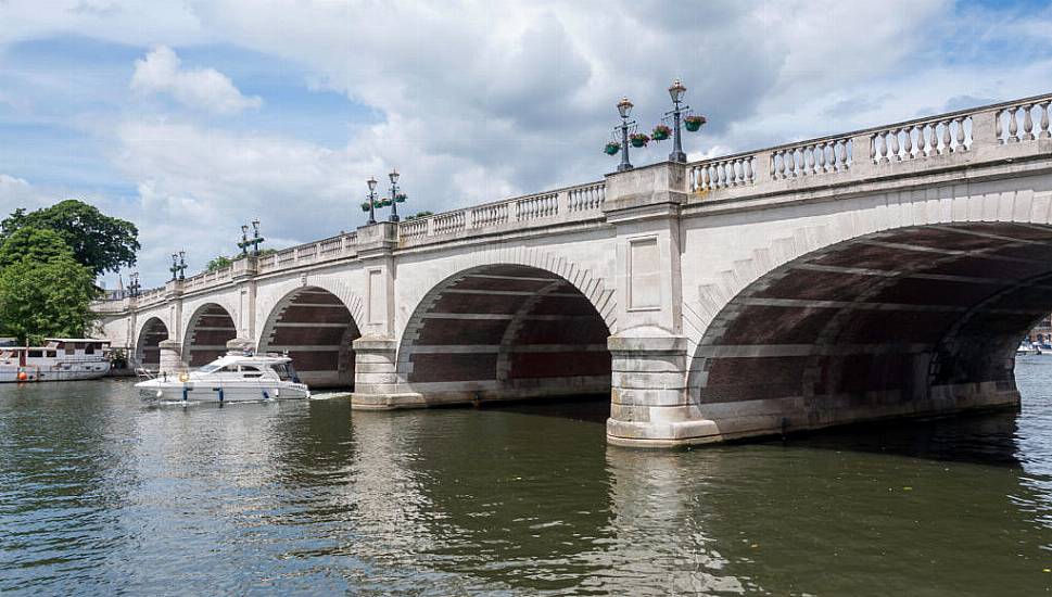 Man In 20S Dies After Falling Into Thames While Being Arrested By Police