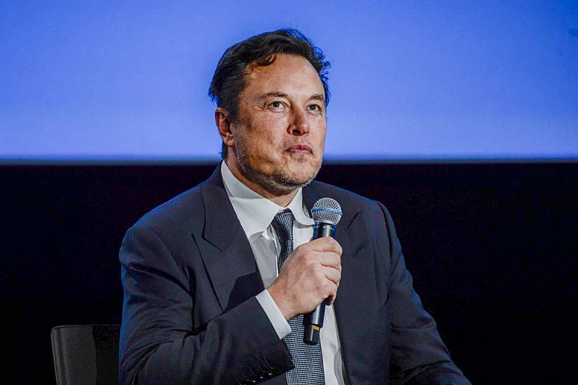 Elon Musk: Apple Threatened To Yank Twitter From App Store