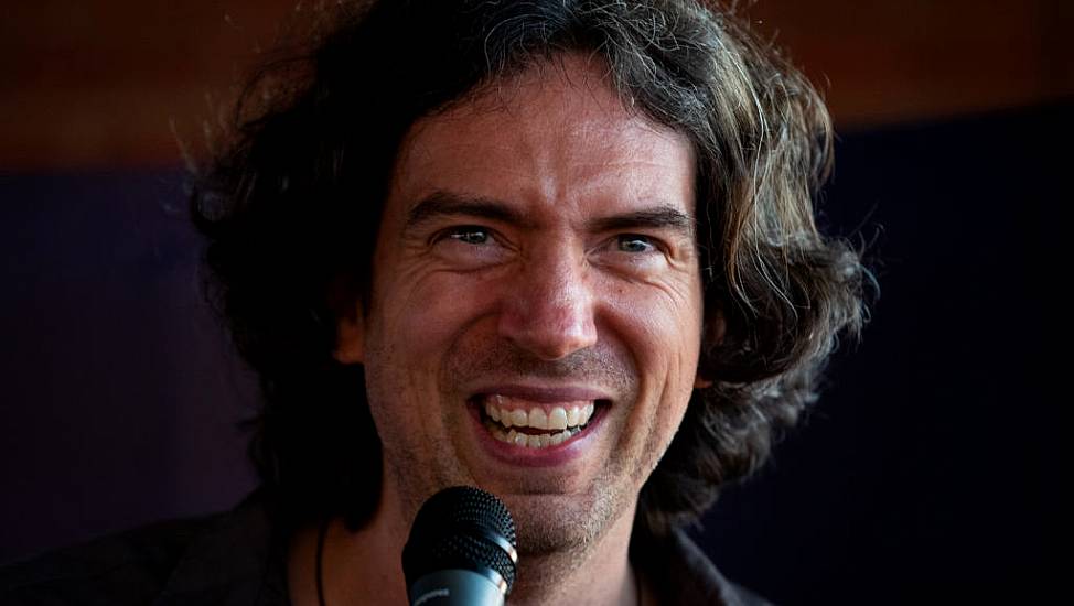 Thousands Descend On Down To Watch Gary Lightbody ‘Take Back The City’