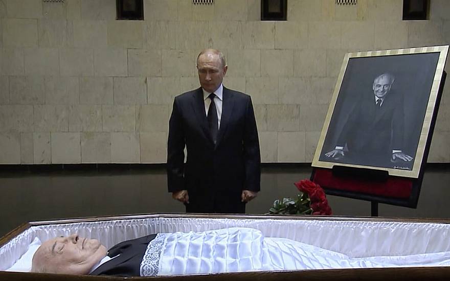 Putin Pays Tribute To Gorbachev But Will Not Attend His Funeral