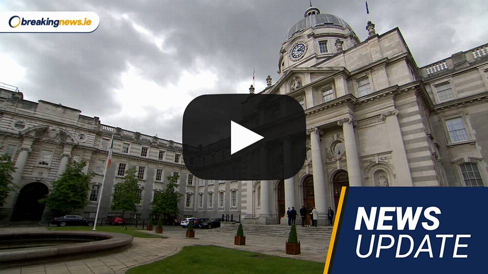 Video: Dáil Returns Amid Tricky Budget Talks; Irish Mortgage Interest Rates Fall