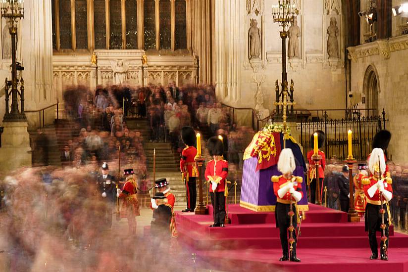 Man Arrested After Approaching The Coffin Of Britain's Queen Elizabeth