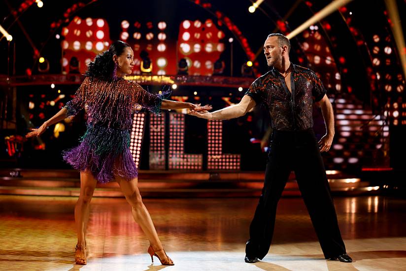 Strictly Come Dancing First Live Show Sees Viewing Numbers Fall