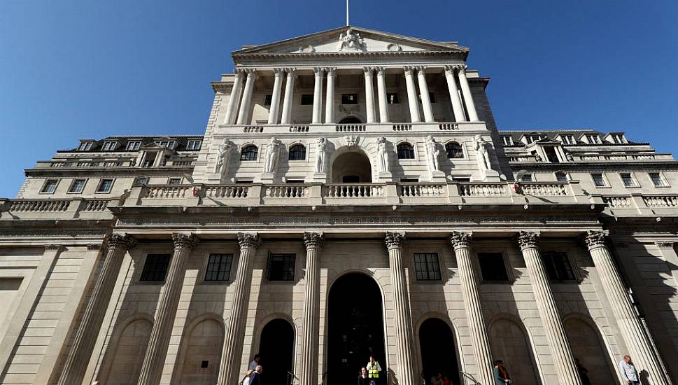 Firefighting Bank Of England Forced To Buy Inflation-Linked Bonds