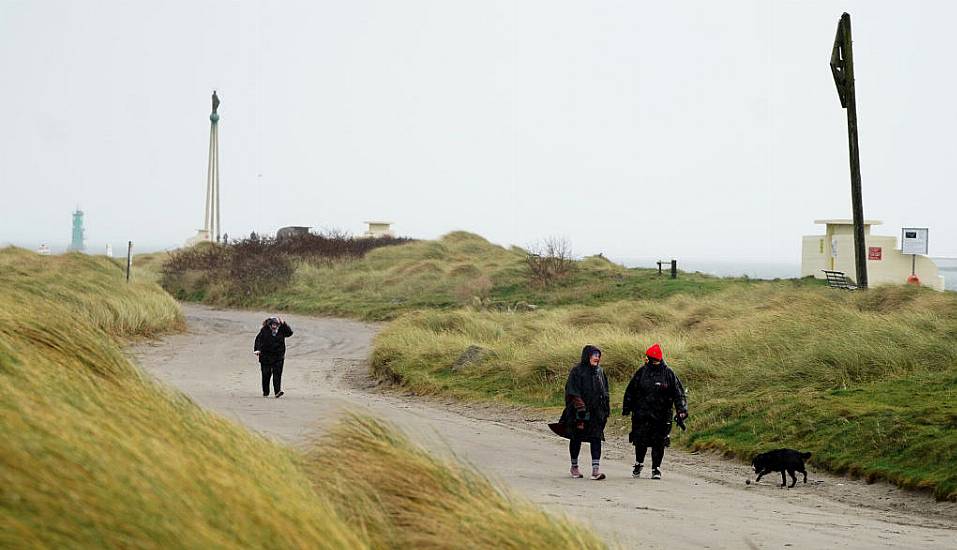 Met Éireann Warns Of Heavy Rain And Strong Winds In Several Counties