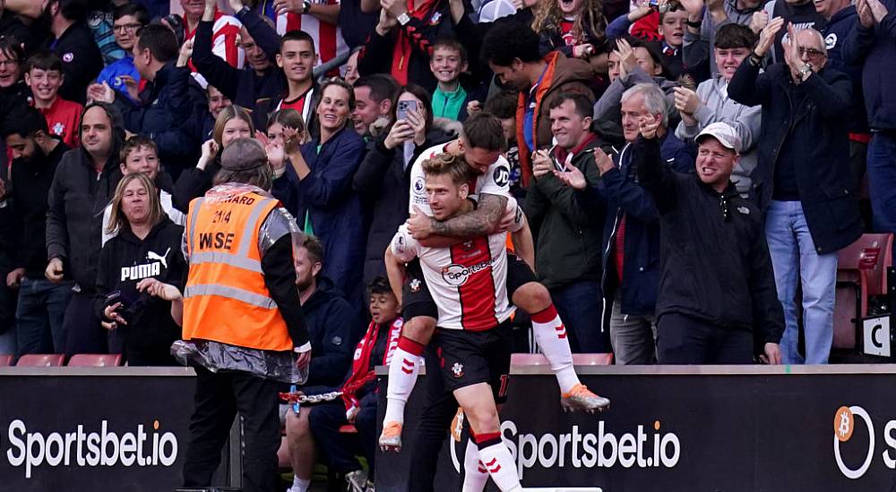 Southampton Hit Back To Draw With Premier League Leaders Arsenal