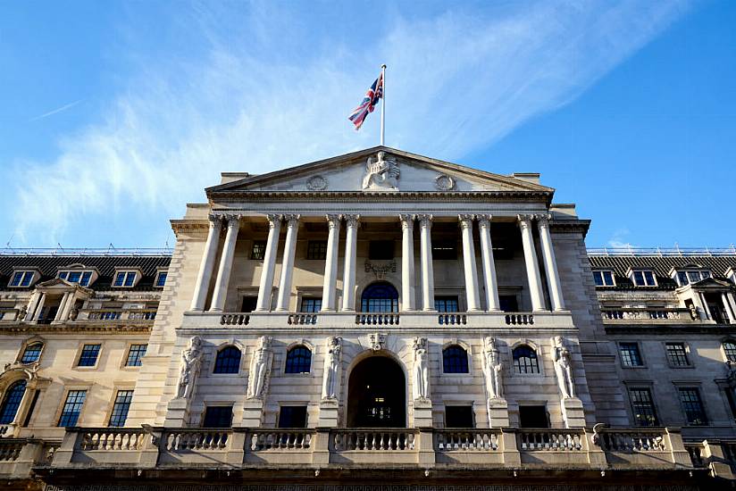 Bank Of England Starts Gilts Sale As Policymakers Gather To Decide On Rates