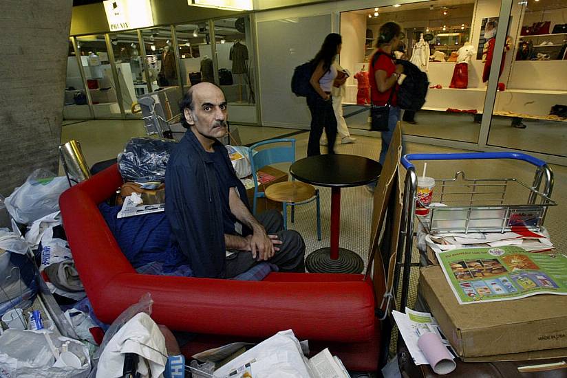 Iranian Man Who Inspired Spielberg Film The Terminal Dies In Paris Airport