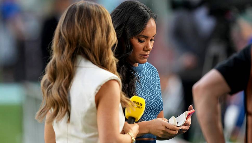 Alex Scott Wears One Love Armband As She Presents Bbc World Cup Coverage In Doha