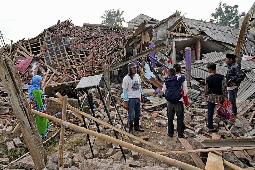 Indonesia Earthquake Death Toll Rises To 252 As More Bodies Found