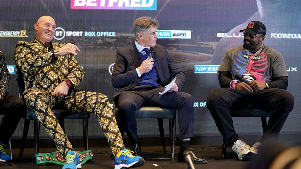 Tyson Fury Promises ‘A Christmas Cracker’ When He Fights Friend Derek Chisora