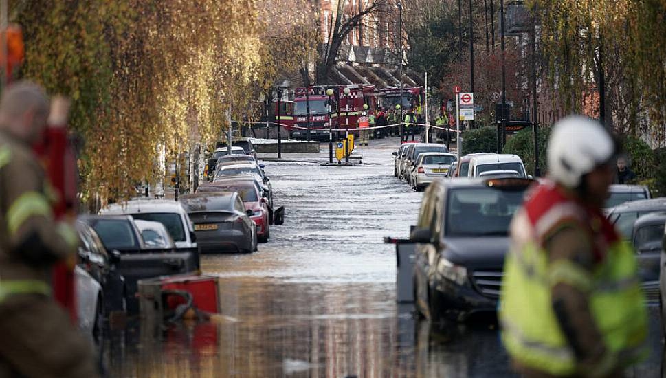 Thousands Without Water And 100 Properties Flooded After Mains Burst In London