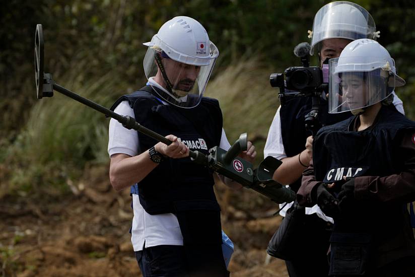 Ukrainians Learn Mine-Clearing Skills From Cambodian Experts