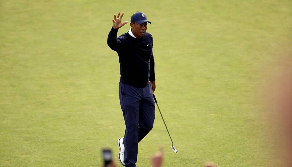 Tiger Woods Finishes First Round Back With Three Straight Birdies In California