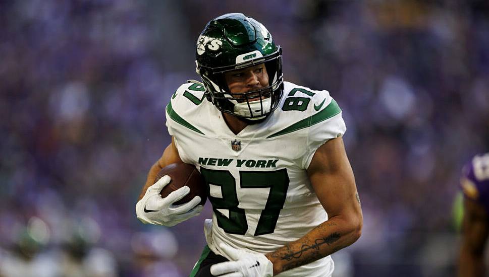 Ny Jets Tight End Cj Uzomah Impressed By Nfl Knowledge On London Trip