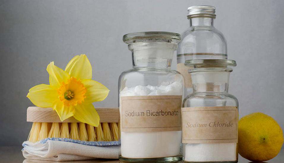 Should We Be Switching To Natural Cleaning Products At Home?