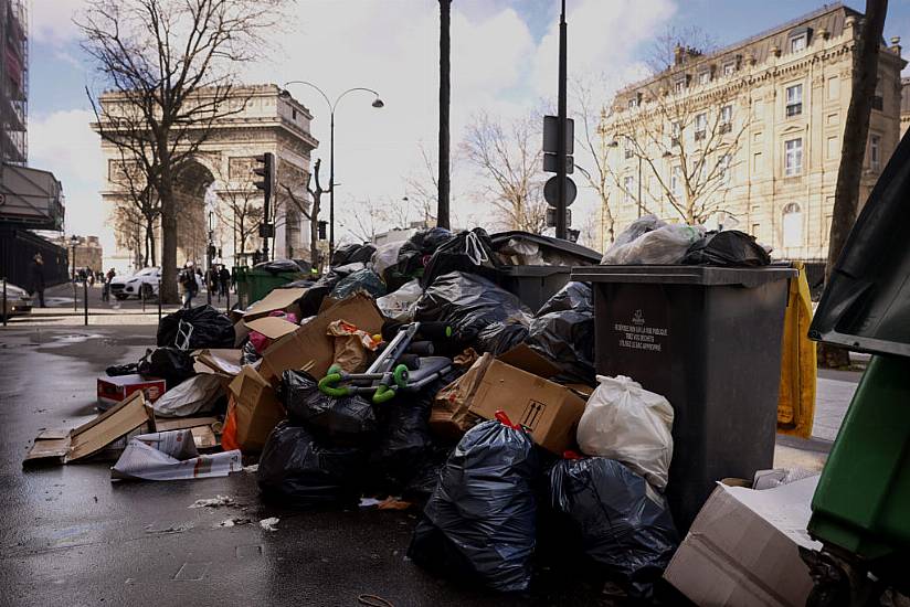 Piles Of Rubbish Tarnish Paris Lustre As Pension Strike Continues