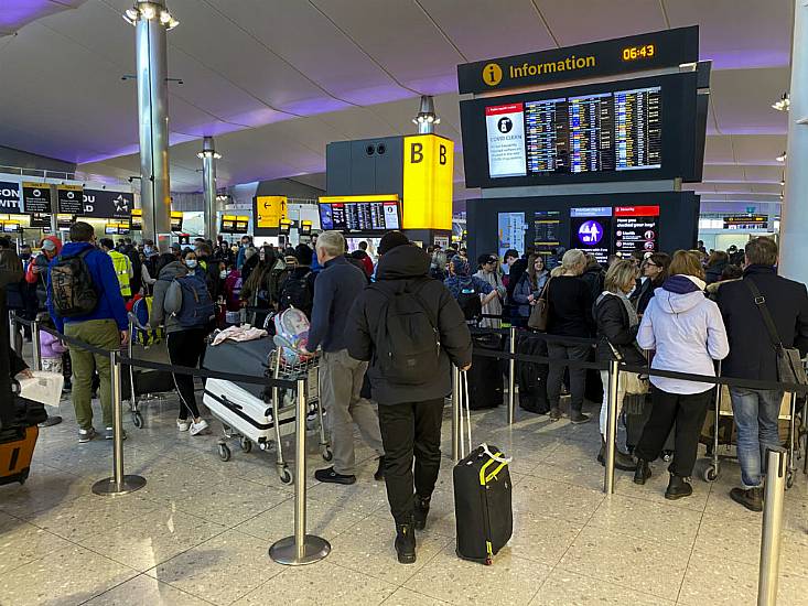 More Than A Third Of Uk Flights Delayed In 2022