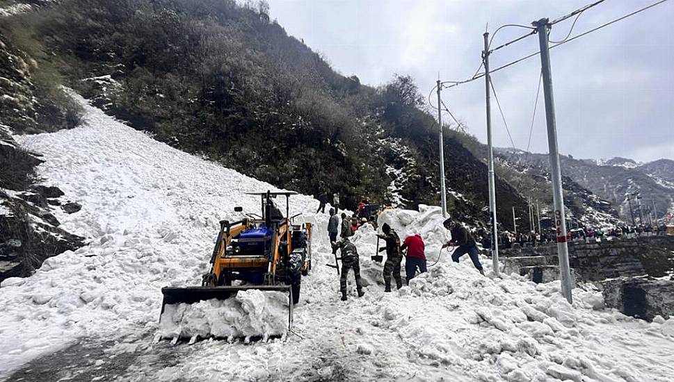 Seven Tourists Killed In Himalayan Avalanche