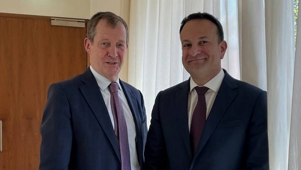 Taoiseach To Appear On Podcast With Alastair Campbell And Rory Stewart