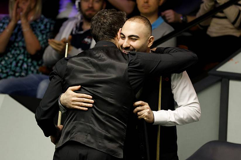 Ronnie O’sullivan Has A Hug For Hossein Vafaei After Crushing ‘Grudge Match’ Win