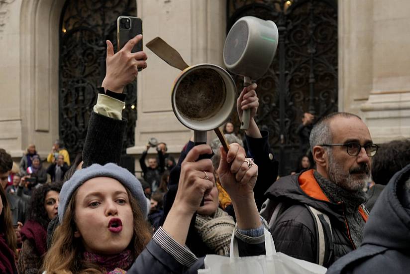 France Bangs Pots And Pans In Fresh Anti-Pension Reform Protest