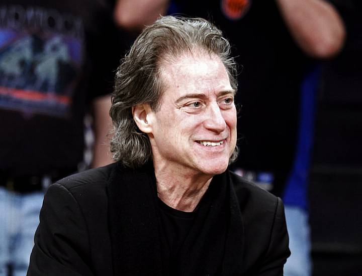 Comedian Richard Lewis Reveals He Has Parkinson’s Disease