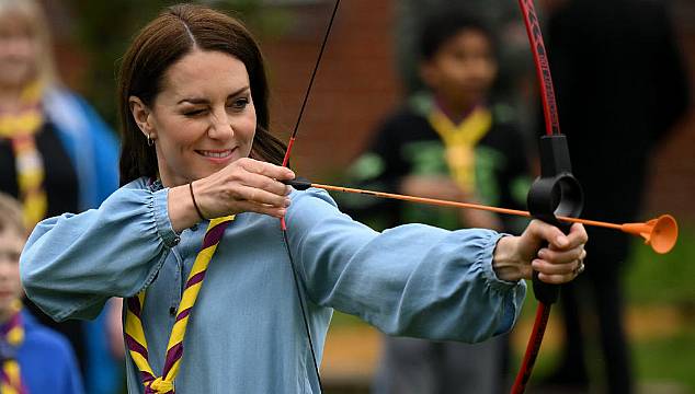 Kate Continues Masterclass In Red, White And Blue Dressing With Casual Blouse