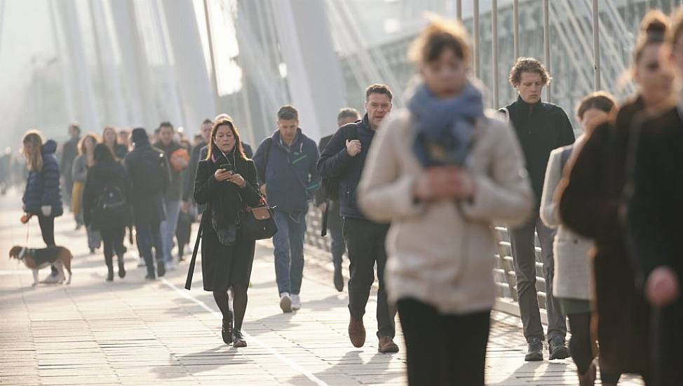 Uk Economy Grows Slightly In First Quarter But Slumps Unexpectedly In March