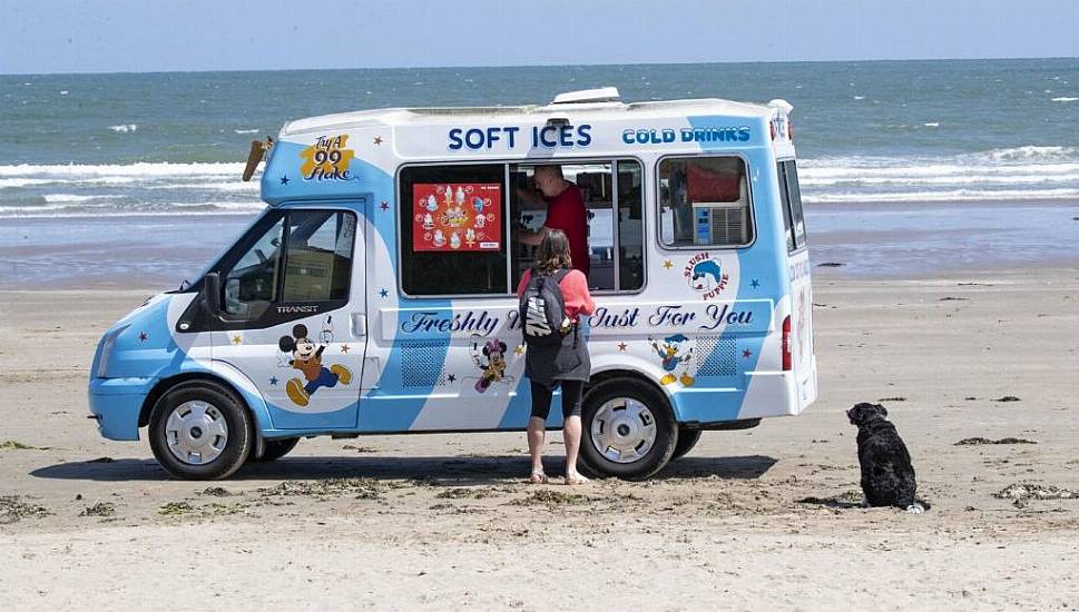 Met Éireann Forecasts Heatwave Will Continue Into Next Weekend