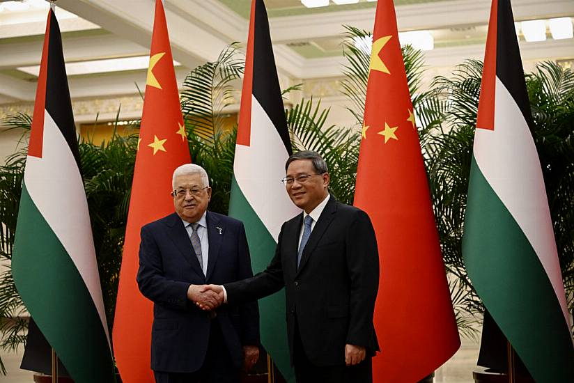 Chinese Premier Meets Palestinian President In Bid To Up Middle East Presence