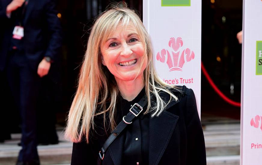 Lorraine Kelly Sends Her Love To Fiona Phillips After Alzheimer’s Announcement