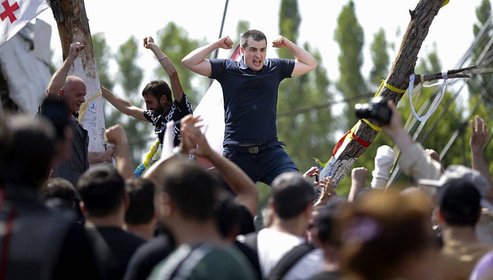 Mob Storms Tbilisi Pride Fest Site Forcing The Event’s Cancellation