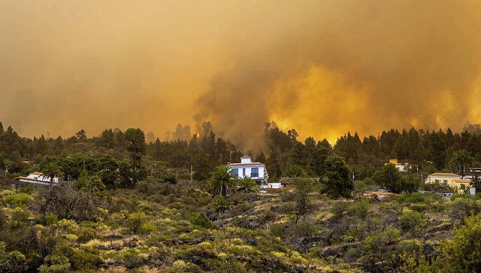 Global Temperatures Near Record Highs As Us, China Meet On Climate