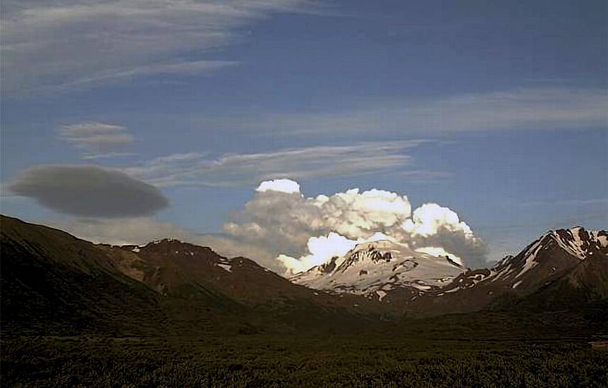 Alaskan Volcano’s Week-Long Eruption Spews Another Massive Ash Cloud