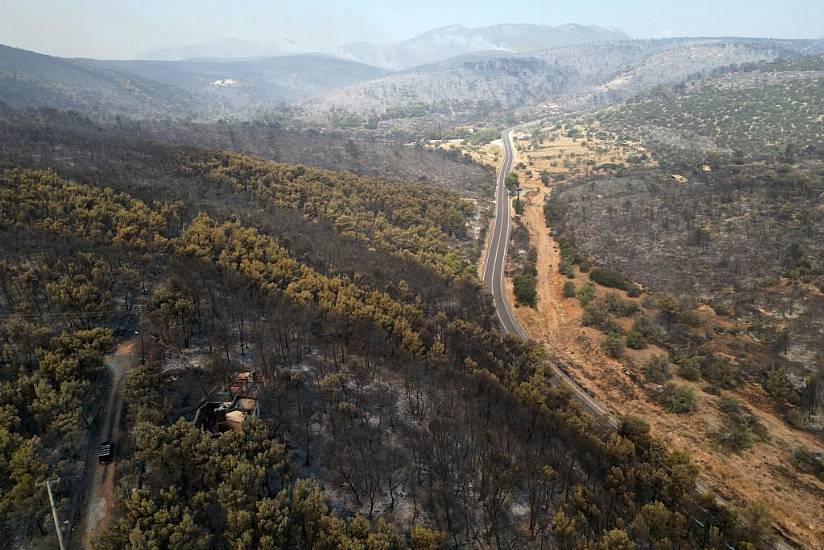 Eu Rushes Firefighters To Greece As Gruelling Mediterranean Heatwave Takes Toll