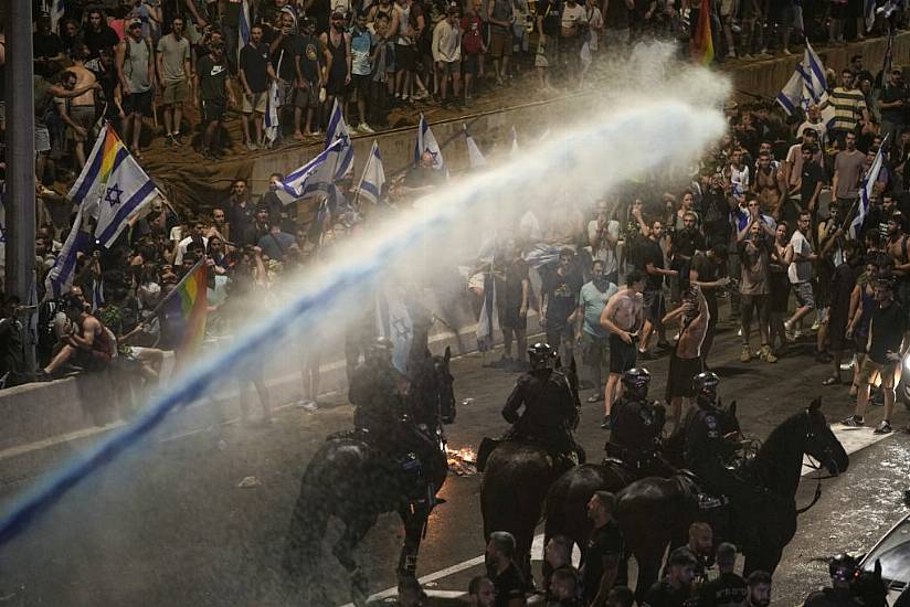 Israeli Doctors Stage Walkout After Law Is Passed Weakening Top Court