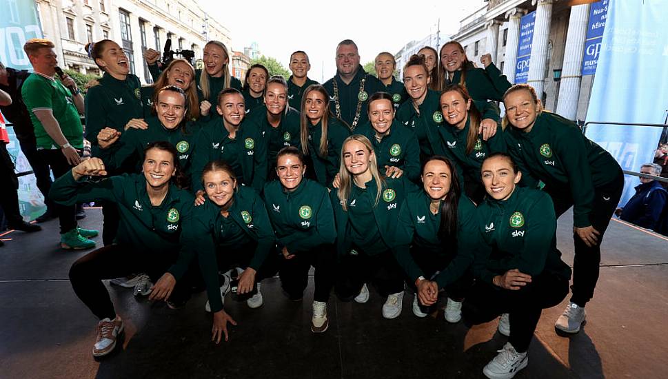 Huge Crowd Turns Out To Welcome Home Ireland's World Cup Squad