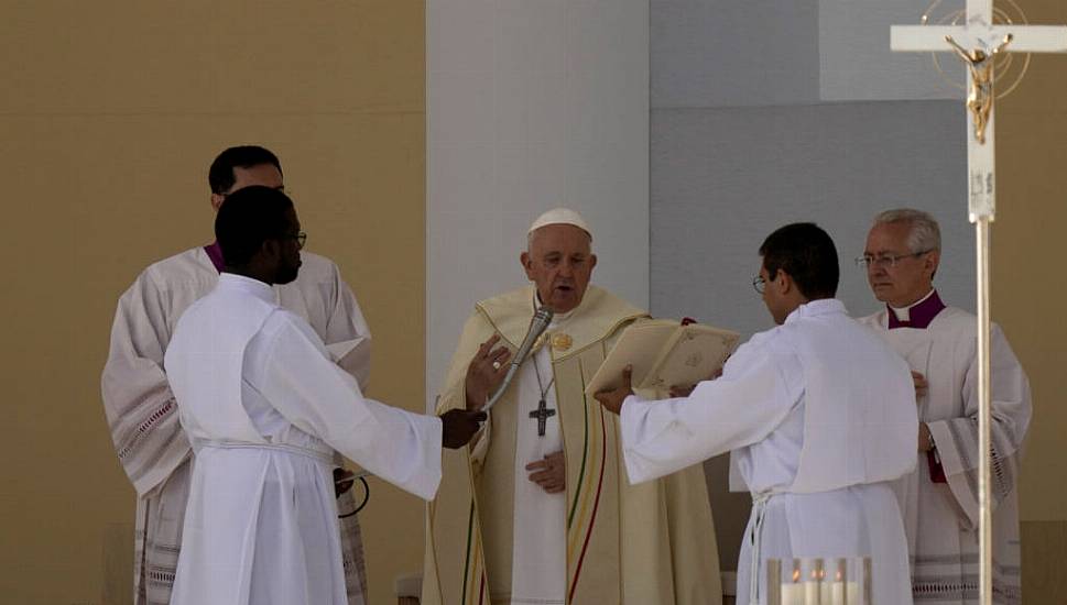 Pope Ends Portugal Trip With Open-Air Mass To 1.5 Million