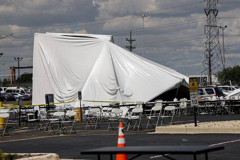 26 Injured As Tent Collapses In Chicago