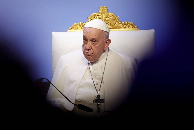 Pope Francis Insists Europe Does Not Have Migrant ’Emergency’