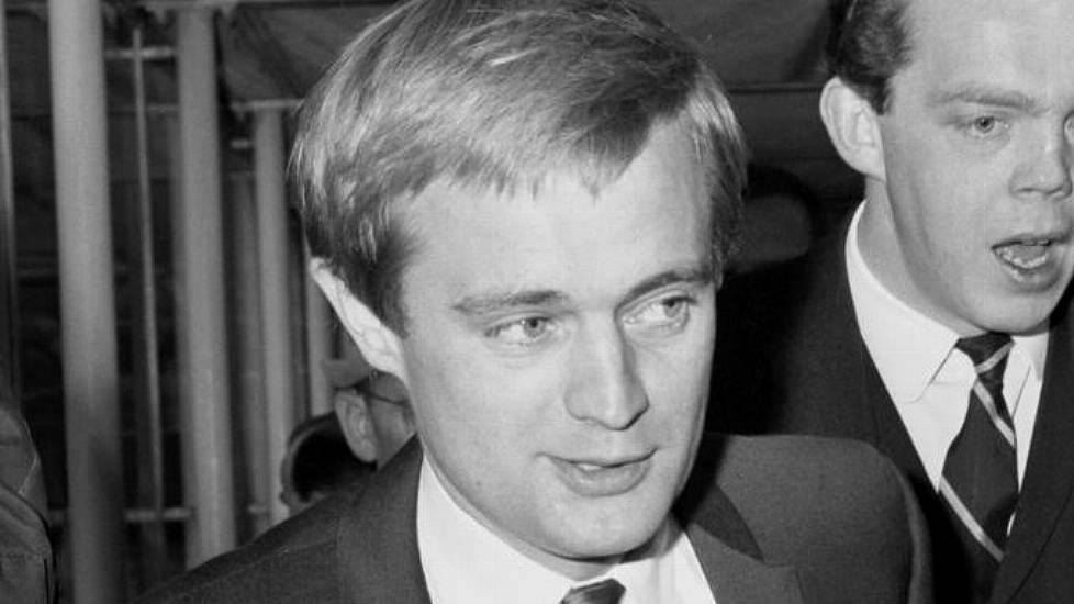 David Mccallum, Star Of Tv Series The Man From U.n.c.l.e., Dies Aged 90