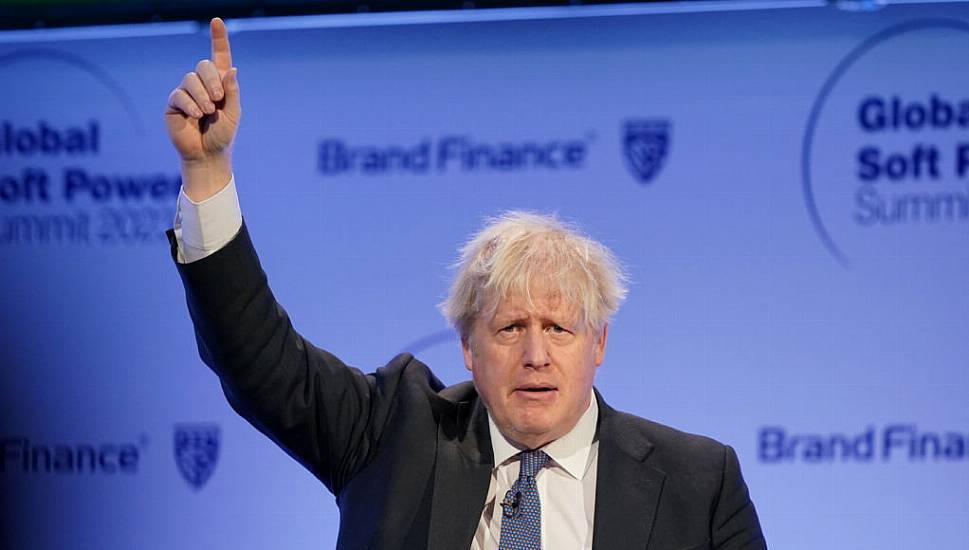 No Need For ‘Newt Motel’ As Boris Johnson Gets Permission To Build Swimming Pool