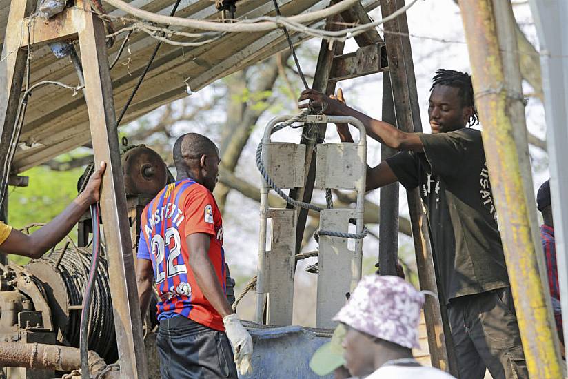 Death Toll In Collapsed Gold Mine In Zimbabwe Expected To Rise To 13 – Reports