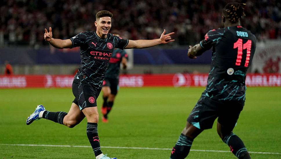 Julian Alvarez Strike Helps Manchester City Overcome Stubborn Rb Leipzig