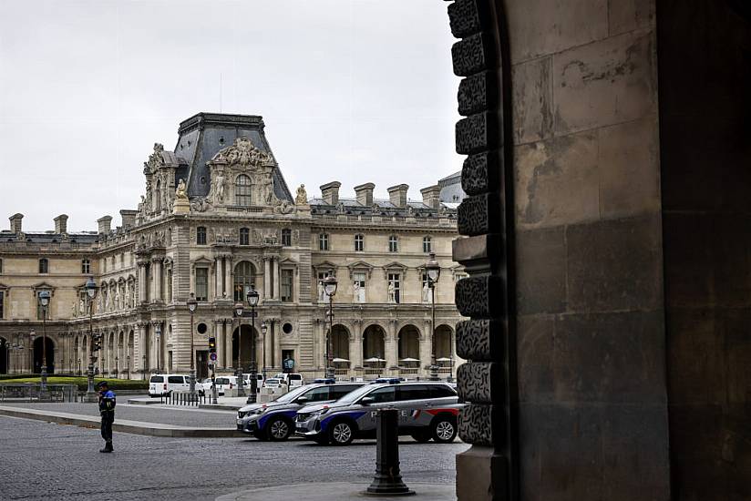 Louvre Museum And Versailles Palace Evacuated As France On High Alert