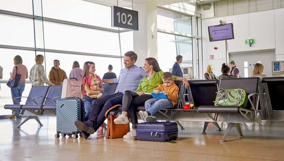 400,000 Passengers To Fly Through Dublin Airport Over Bank Holiday Weekend