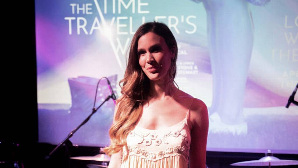 Joss Stone Reveals Marriage After Magical Bouquet Miss